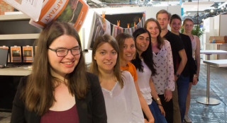 Unsere Reporterinnen und Reporter in der "gläsernen Redaktion"