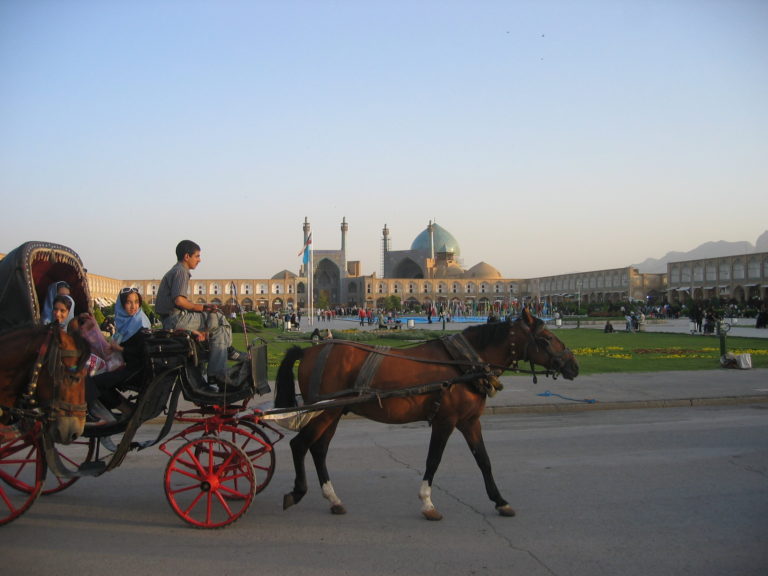 Kutschfahrt in Isfahan in Iran: "Maral Koohestanian" / www.jugendfotos.de