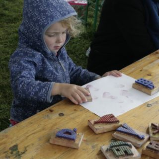 Stempeldruck im Kinderspace, Welcome Festival