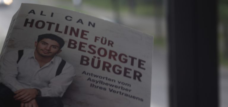 Ali Cans neues Buch: "Hotline für besorgte Bürger - Antworten vom Asylbewerber Ihres Vertrauens"