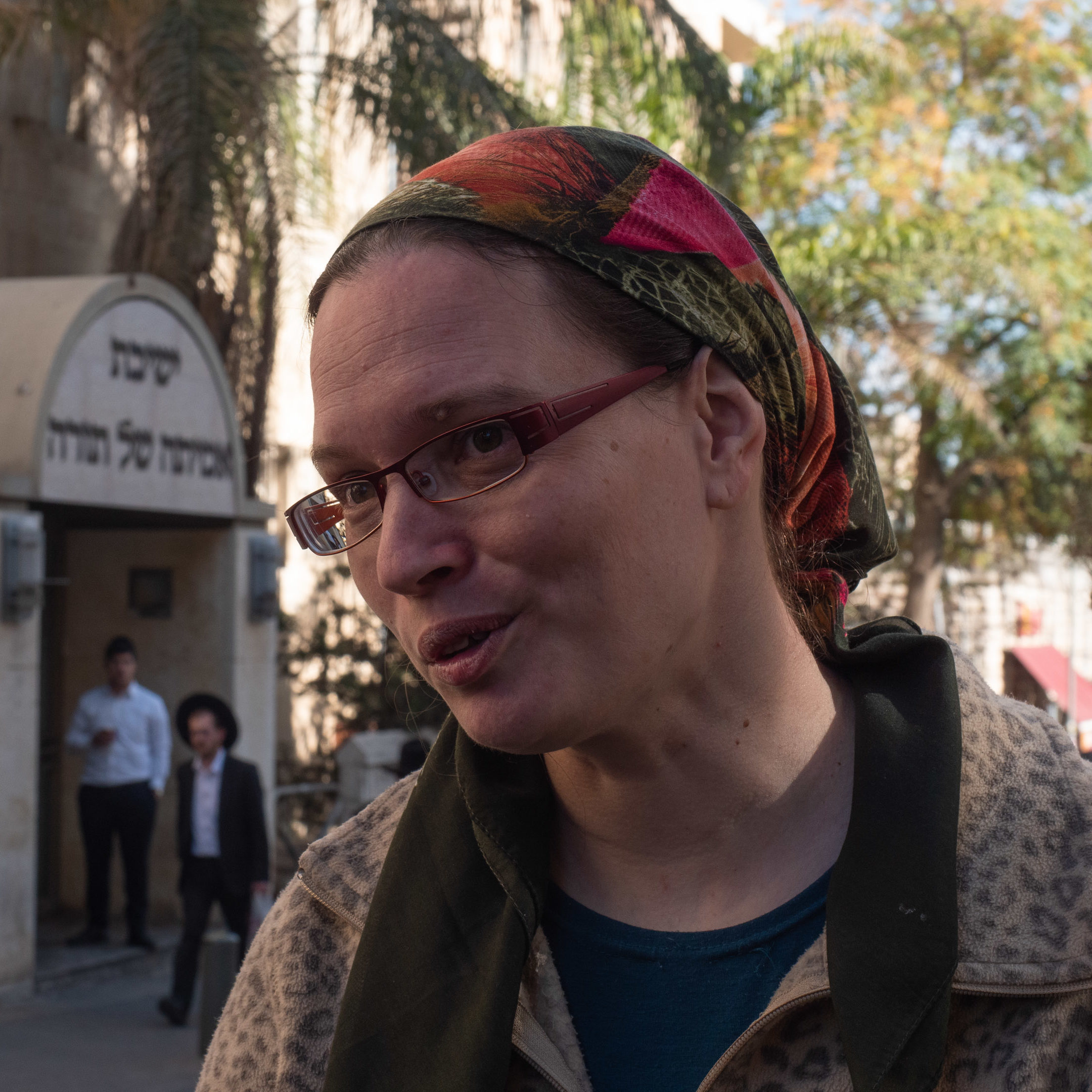 Tzipi wears a colored headscarf
